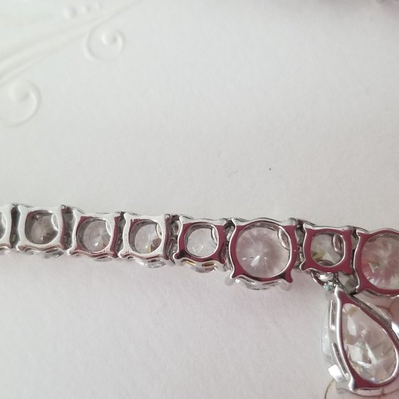 Royal Gorgeous Cubic Zirconia Bridal Jewel… - Picture 10 of 10